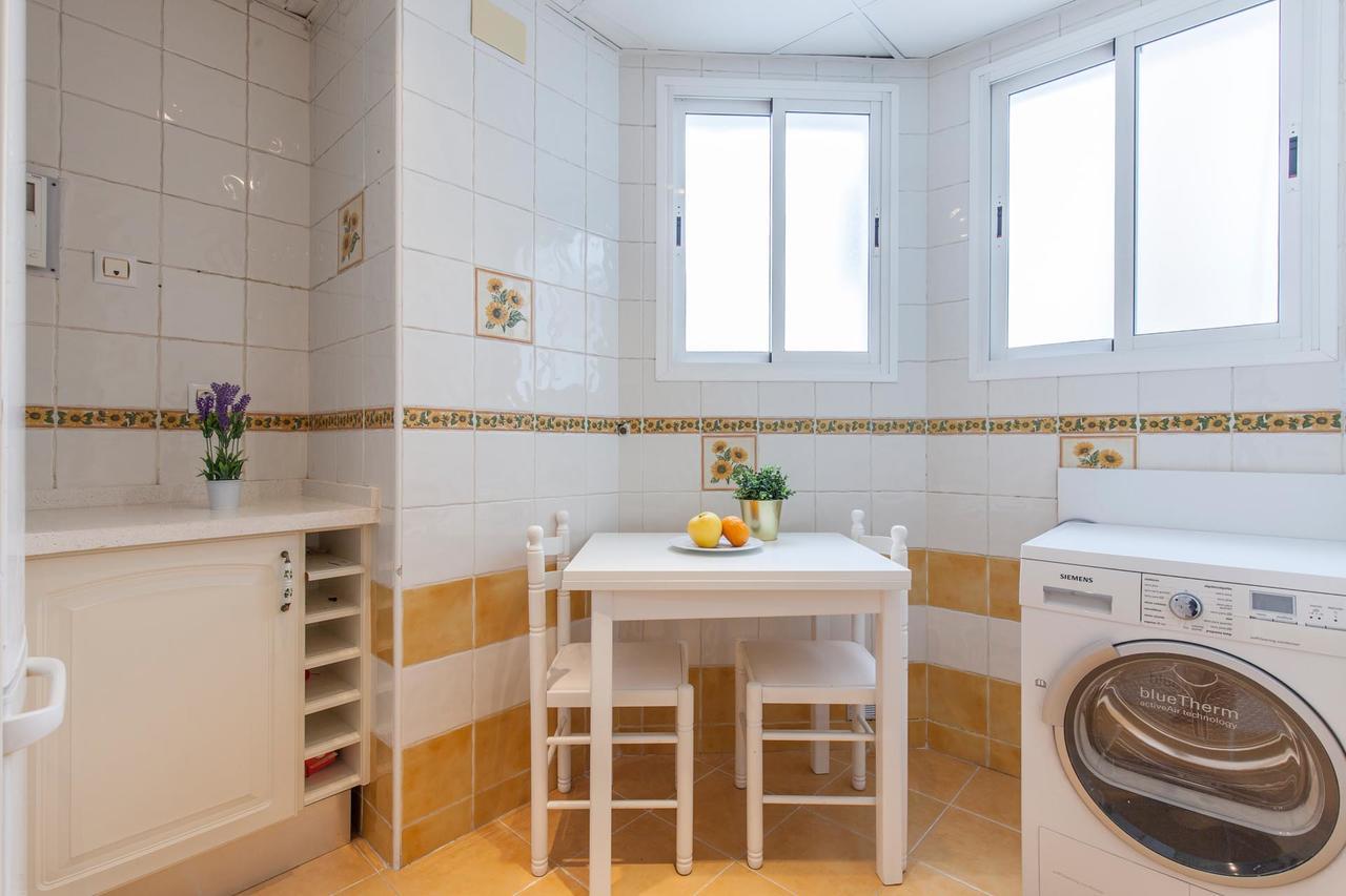 Amplio&Luminoso Triana Apartment Севиля Екстериор снимка