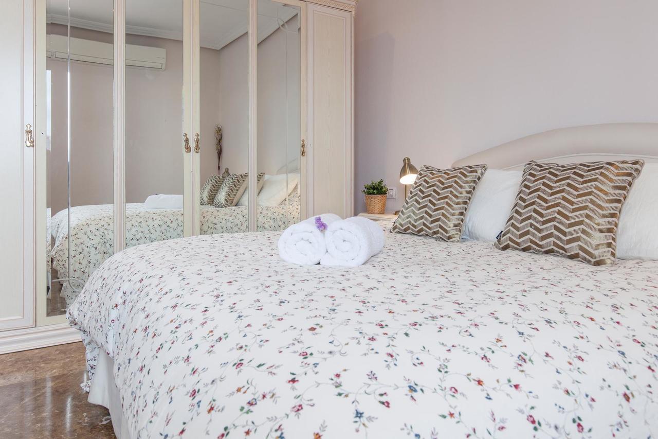 Amplio&Luminoso Triana Apartment Севиля Екстериор снимка